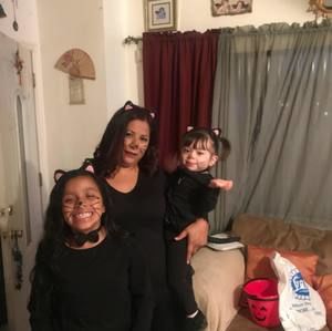 Meet your Posher, Adriana